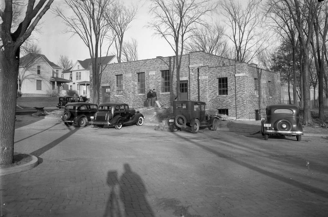 Cedar Falls, IA, brick road, history of Iowa, Iowa History, uni, Motorized Vehicles, iowa state teachers college, car, UNI Special Collections & University Archives, Iowa, Schools and Education, university of northern iowa