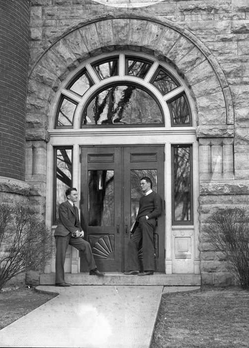 Leisure, Cedar Falls, IA, history of Iowa, Iowa History, uni, iowa state teachers college, UNI Special Collections & University Archives, front door, Iowa, Schools and Education, university of northern iowa