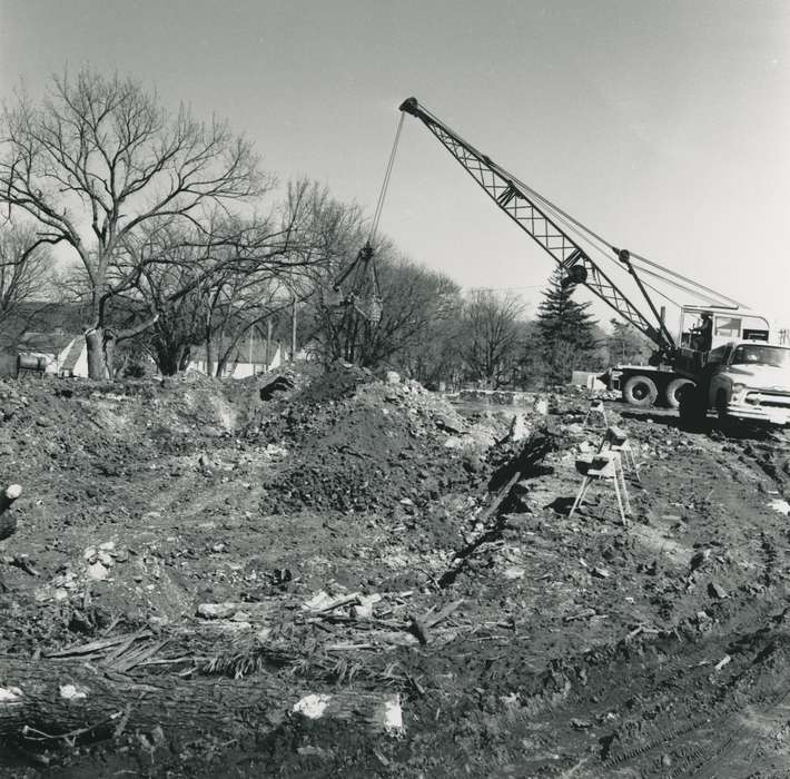 history of Iowa, Iowa History, IA, Motorized Vehicles, Iowa, Landscapes, construction, Waverly Public Library, Labor and Occupations