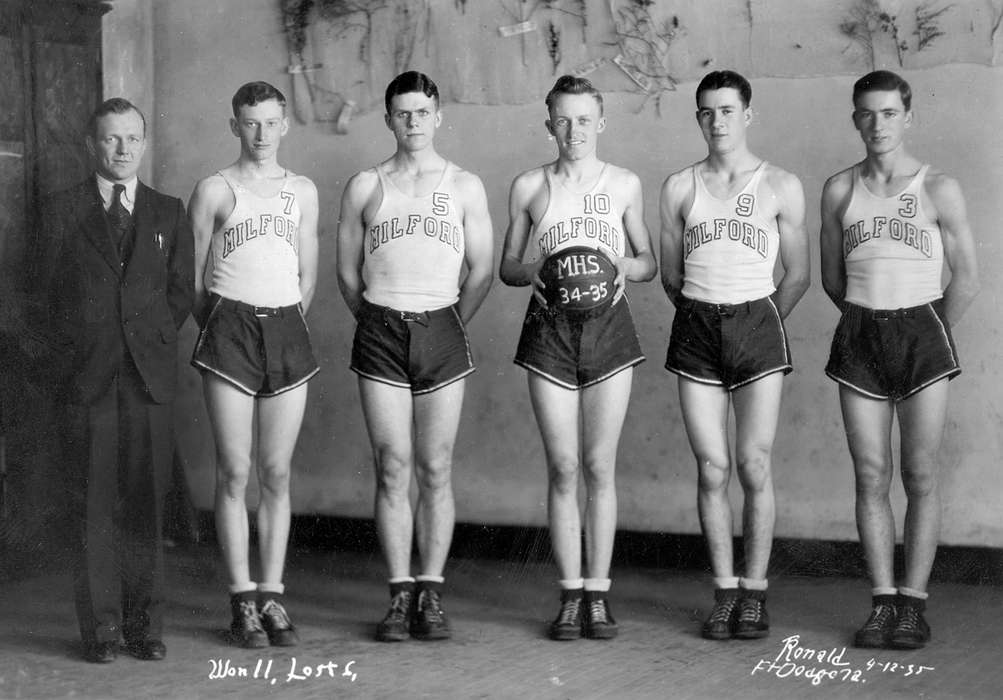 history of Iowa, men, Fuller, Steven, basketball, Iowa, Portraits - Group, Iowa History, Sports, Story County, IA, team, Schools and Education