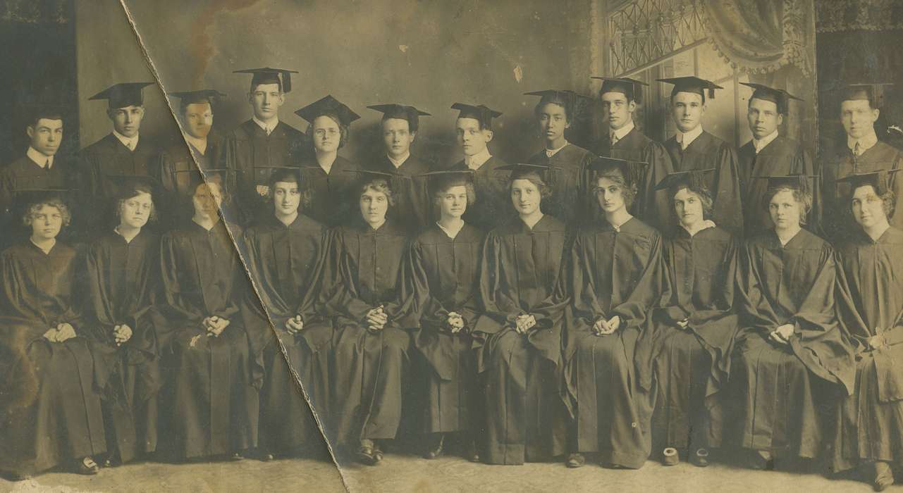 Anamosa, IA, history of Iowa, Iowa, graduates, high school, graduation, Hatcher, Cecilia, People of Color, Iowa History, Portraits - Group, Schools and Education