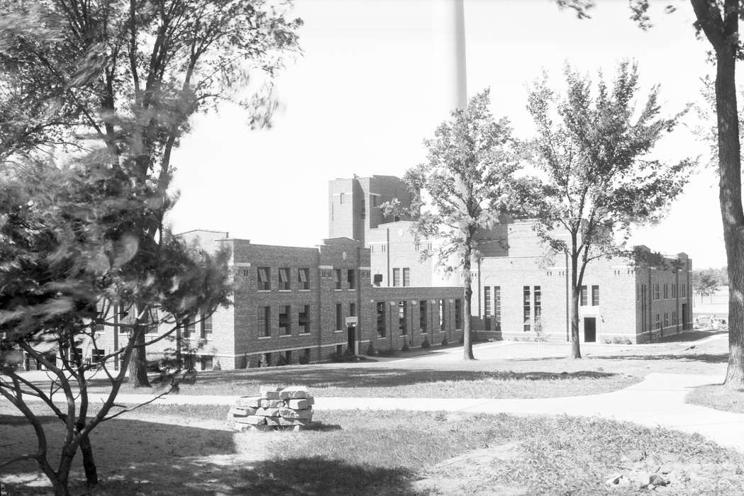 Iowa, UNI Special Collections & University Archives, Schools and Education, uni, university of northern iowa, Cedar Falls, IA, history of Iowa, smokestack, iowa state teachers college, Iowa History