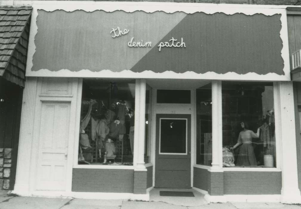 history of Iowa, Iowa History, Iowa, storefront, Businesses and Factories, clothing store, Waverly Public Library