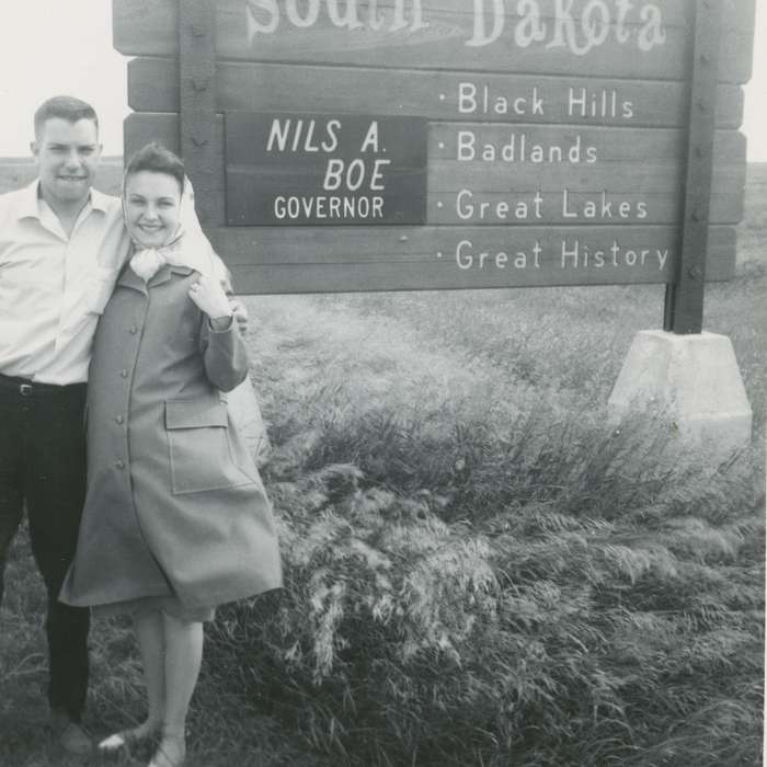 Portraits - Group, SD, Iowa History, Iowa, Travel, kerchief, coat, Heath, Brenda, history of Iowa