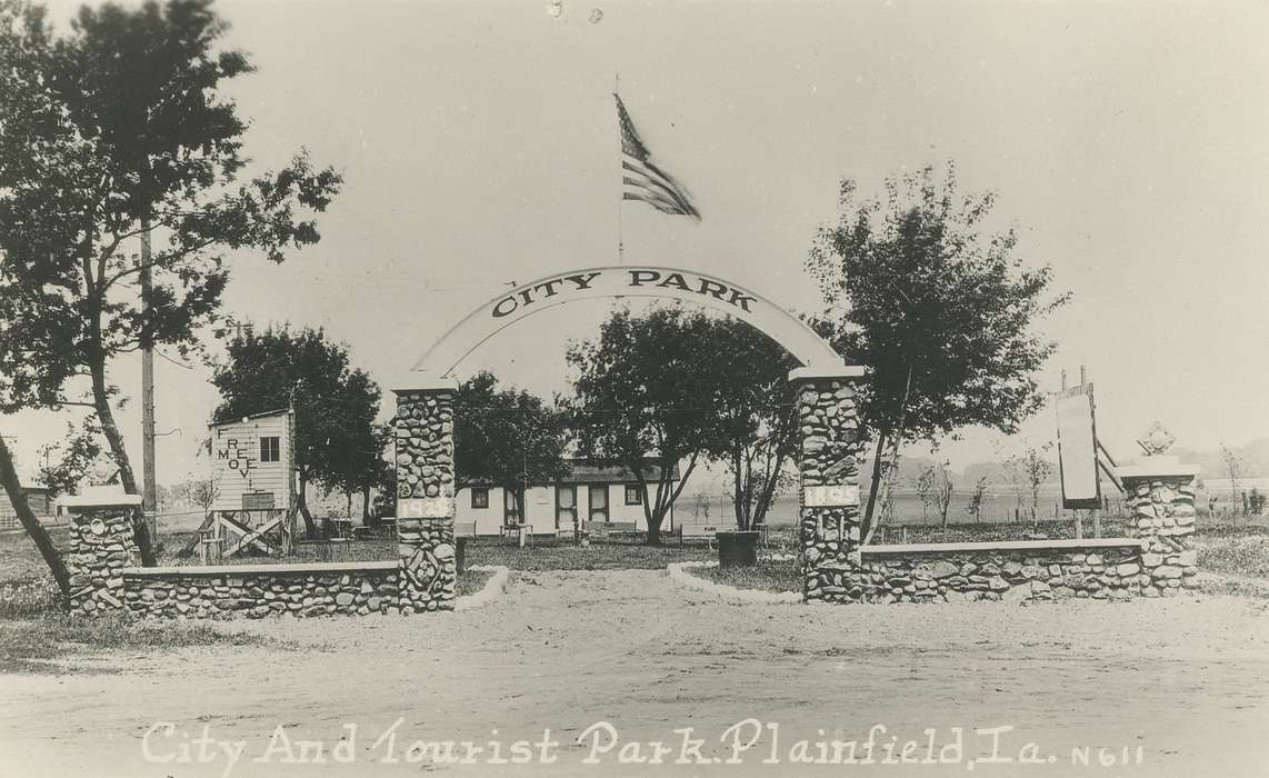 Waverly Public Library, Plainfield, IA, Iowa History, history of Iowa, american flag, entrance, Iowa, Landscapes, correct date needed, city park