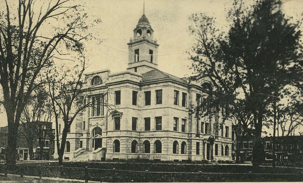 Cities and Towns, Iowa History, Iowa, courthouse, Sigourney, IA, Main Streets & Town Squares, Dean, Shirley, history of Iowa