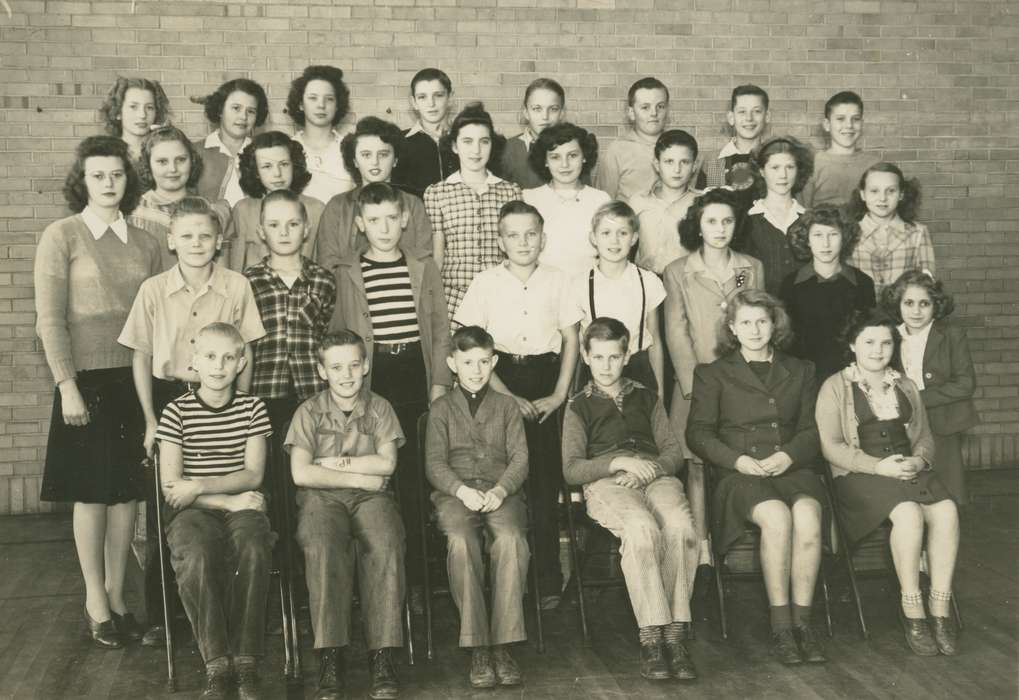 Johnson, Mary, Portraits - Group, children, Iowa History, Iowa, history of Iowa, Albert City, IA
