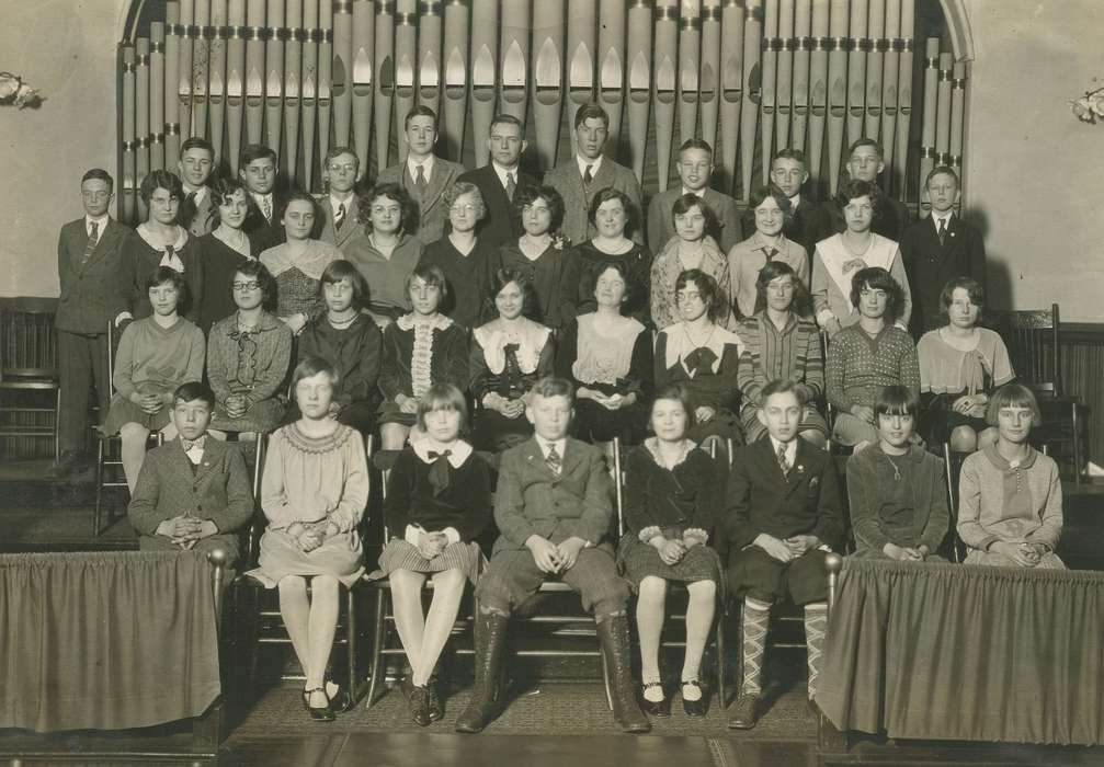 Portraits - Group, Iowa, Webster City, IA, choir, organ, McMurray, Doug, Children, music, history of Iowa, Iowa History