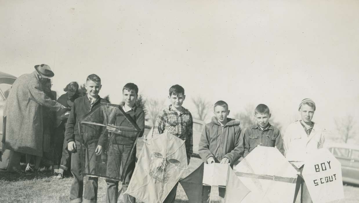 Portraits - Group, contest, boy scout, Iowa History, Iowa, kite, McMurray, Doug, Hamilton County, IA, Outdoor Recreation, Children, history of Iowa