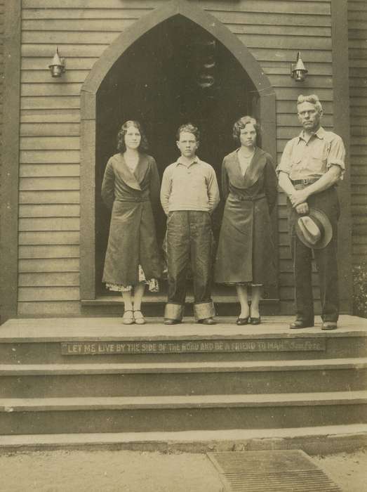 Portraits - Group, Fink-Bowman, Janna, history of Iowa, Iowa, Iowa History, church, Nashua, IA