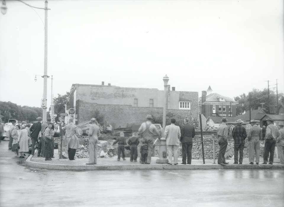 fortner hotel, history of Iowa, Iowa History, crowd, Iowa, correct date needed, Waverly Public Library, Labor and Occupations