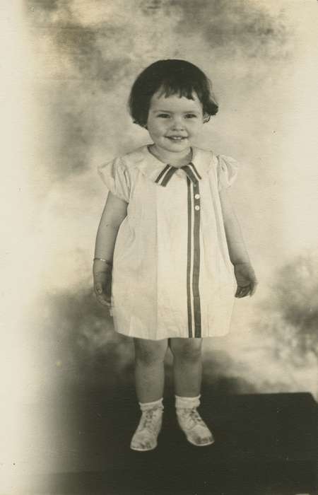 history of Iowa, Iowa History, girl, Hampton, IA, Iowa, Beach, Rosemary, Children, Portraits - Individual
