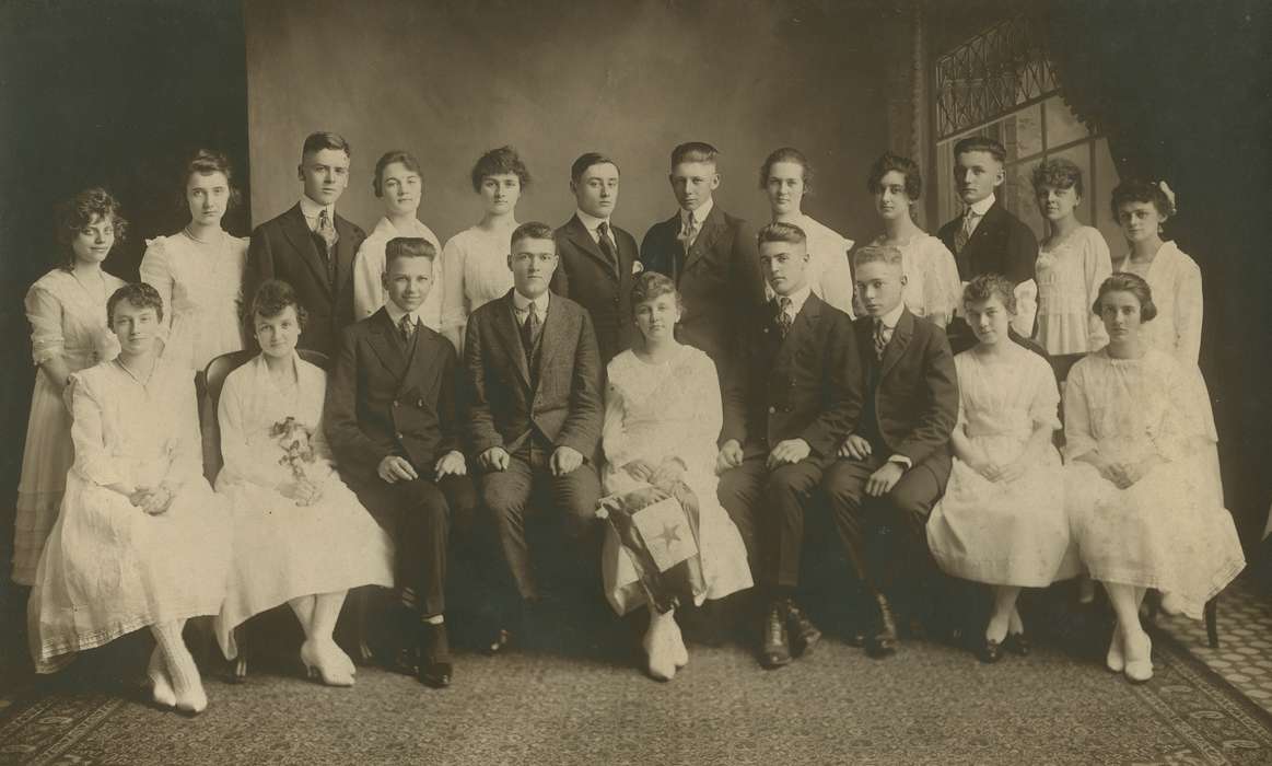 Portraits - Group, class, history of Iowa, Iowa History, high school, Iowa, Anamosa, IA, Schools and Education, Children, Hatcher, Cecilia
