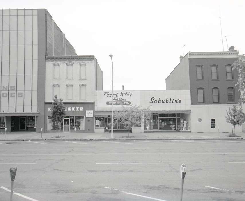 Cities and Towns, Iowa History, Iowa, Clinton Public Library, street, downtown, history of Iowa, Clinton, IA