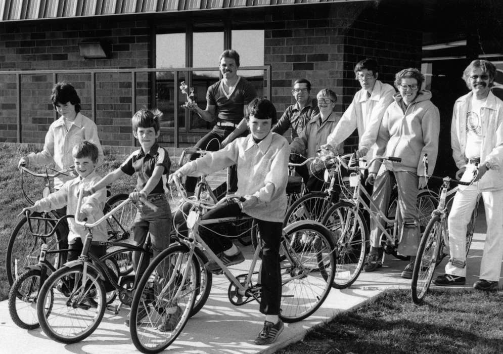 Iowa History, Iowa, Walker, Erik, bike, history of Iowa, Outdoor Recreation, Cedar Falls, IA, bicycle