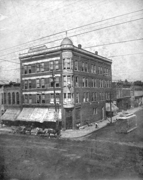 Iowa, Animals, trolley, Businesses and Factories, horse, building, Lemberger, LeAnn, Ottumwa, IA, history of Iowa, Motorized Vehicles, Iowa History