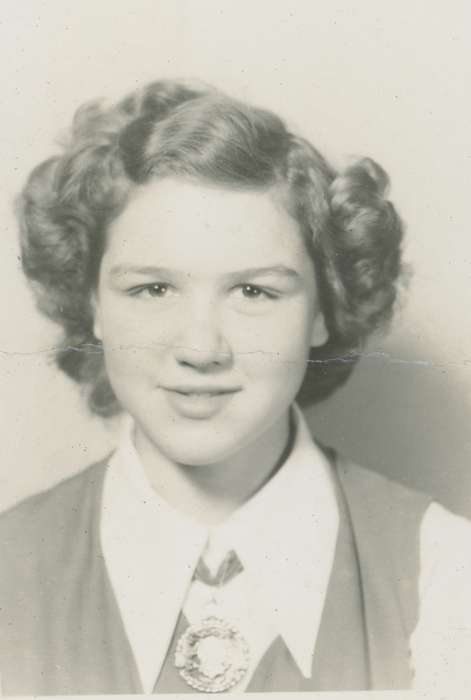 hair, smile, Iowa History, eyes, Children, Iowa, history of Iowa, Portraits - Individual, girl, USA, Spilman, Jessie Cudworth