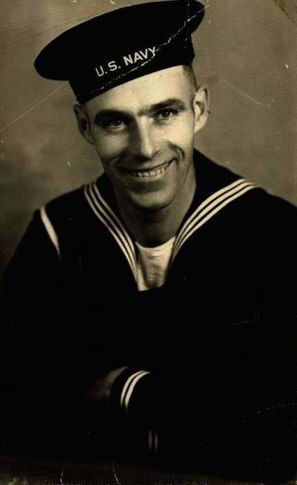 uniform, Travel, Iowa, CA, Military and Veterans, navy, Portraits - Individual, Detmering, Linda, wwii, history of Iowa, Iowa History