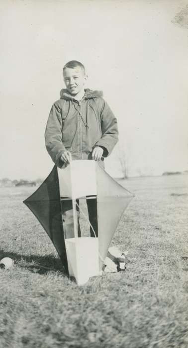 contest, boy scout, Iowa History, Iowa, kite, McMurray, Doug, Hamilton County, IA, Outdoor Recreation, Children, history of Iowa