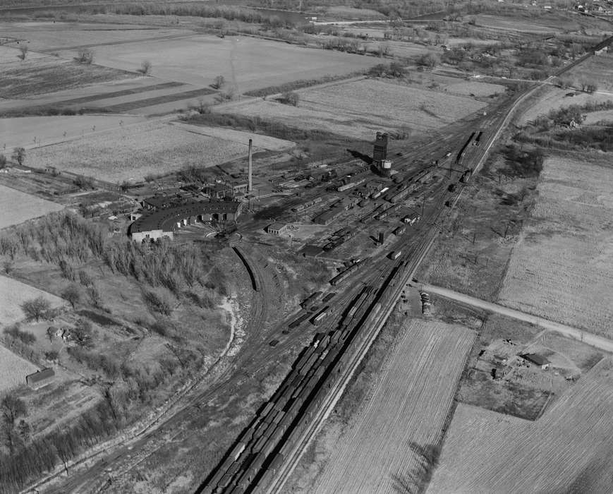 train, Iowa, train car, Train Stations, Aerial Shots, Lemberger, LeAnn, railroad, train track, Ottumwa, IA, history of Iowa, Iowa History