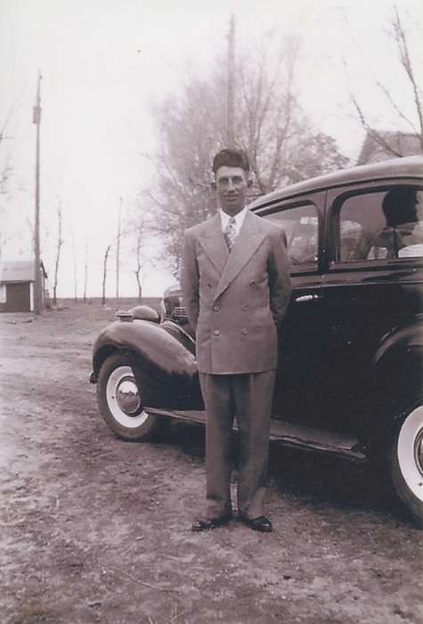 history of Iowa, Iowa History, Zubrod, Kevin and Deanna, Motorized Vehicles, car, Sioux Center, IA, Iowa, suit, Portraits - Individual