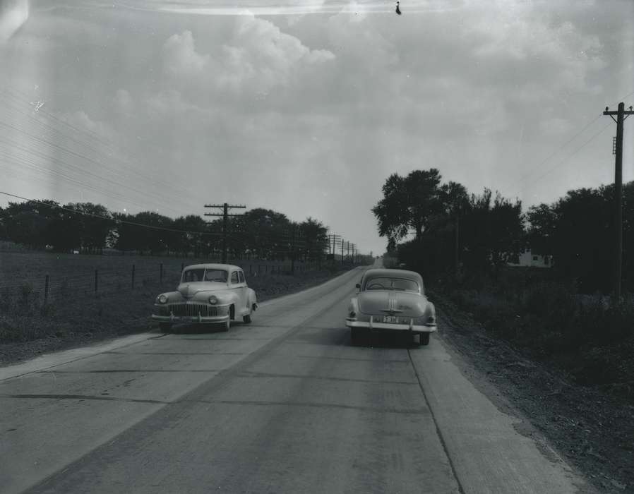 history of Iowa, Iowa, correct date needed, Motorized Vehicles, Iowa History, Waverly Public Library, telephone pole