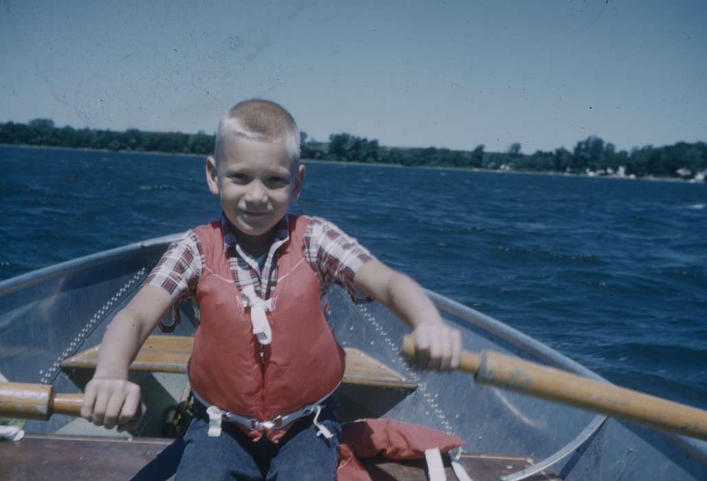 Portraits - Individual, Iowa History, Iowa, oars, Satre, Margaret, IA, Outdoor Recreation, life jacket, boat, Children, history of Iowa