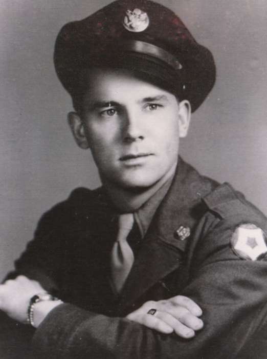 Military and Veterans, Iowa Falls, IA, Reiter-Husted, Brenda, history of Iowa, uniform, Iowa History, world war ii, Iowa, Portraits - Individual