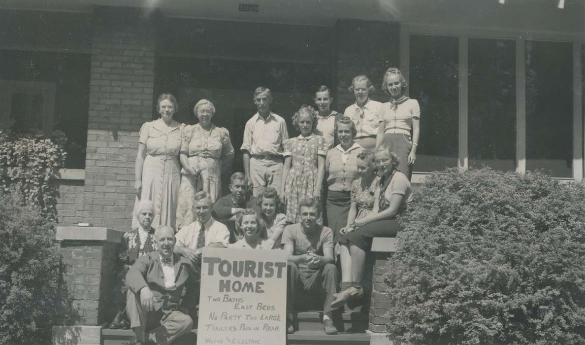 Portraits - Group, Aurora, history of Iowa, Iowa, Iowa History, McMurray, Doug