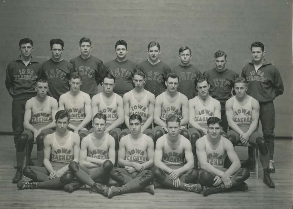 history of Iowa, college sports, Portraits - Group, Iowa, wrestling singlet, university of northern iowa, uni, iowa state teachers college, Iowa History, Schools and Education, Sports, University of Northern Iowa Museum, wrestling, Cedar Falls, IA