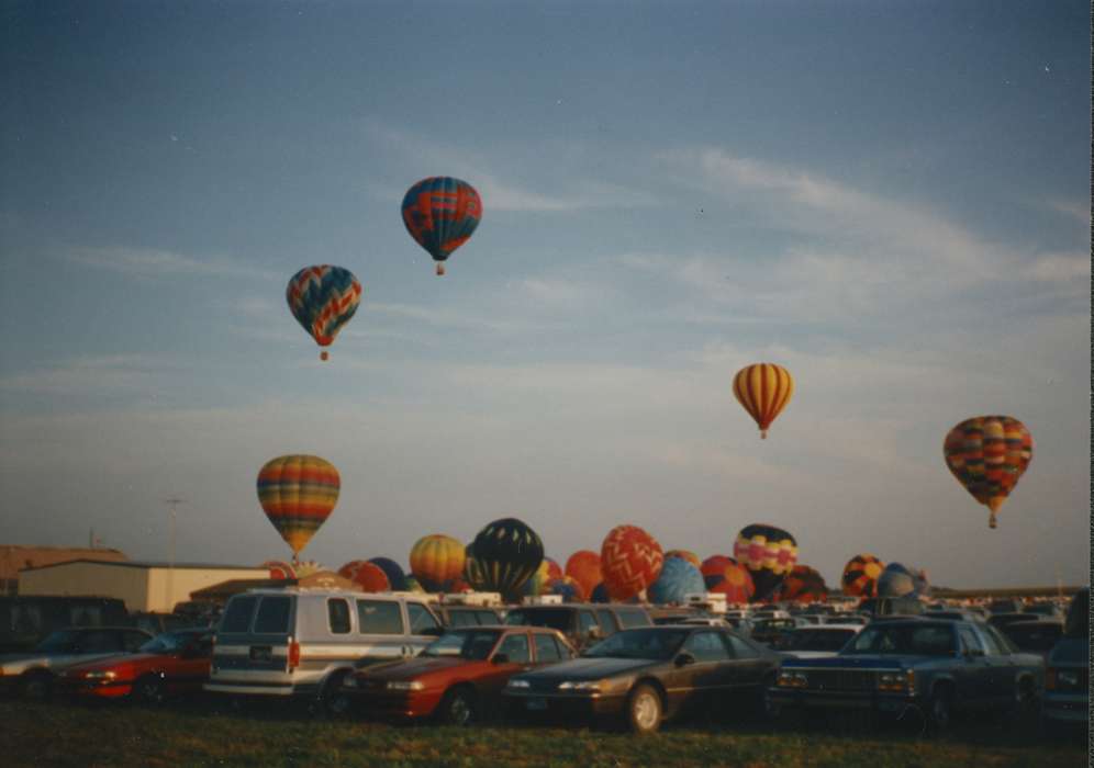 hot air balloon, Iowa, Leisure, Rossiter, Lynn, Storm Lake, IA, history of Iowa, Iowa History, sky