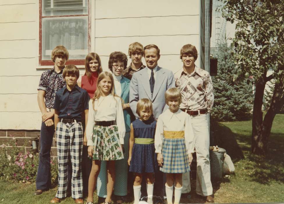 Portraits - Group, skirt, Johnson, Mary, history of Iowa, Iowa History, Families, window, Early, IA, plaid, Iowa, Children