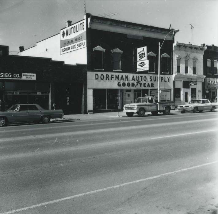 auto store, Main Streets & Town Squares, main street, history of Iowa, cars, Iowa History, storefront, Businesses and Factories, Iowa, Cities and Towns, street, Waverly Public Library