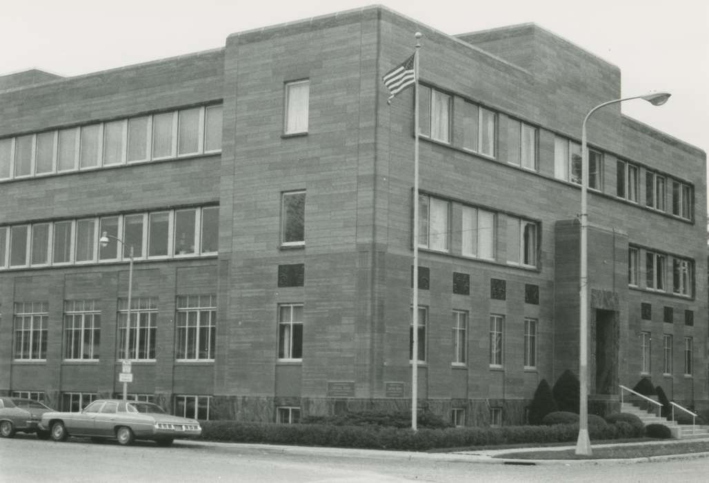 building exterior, history of Iowa, Iowa, insurance, Iowa History, Businesses and Factories, Waverly Public Library