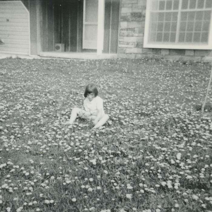 dandelion, Heath, Brenda, Cedar Falls, IA, history of Iowa, Iowa History, grass, Iowa, Children, Leisure