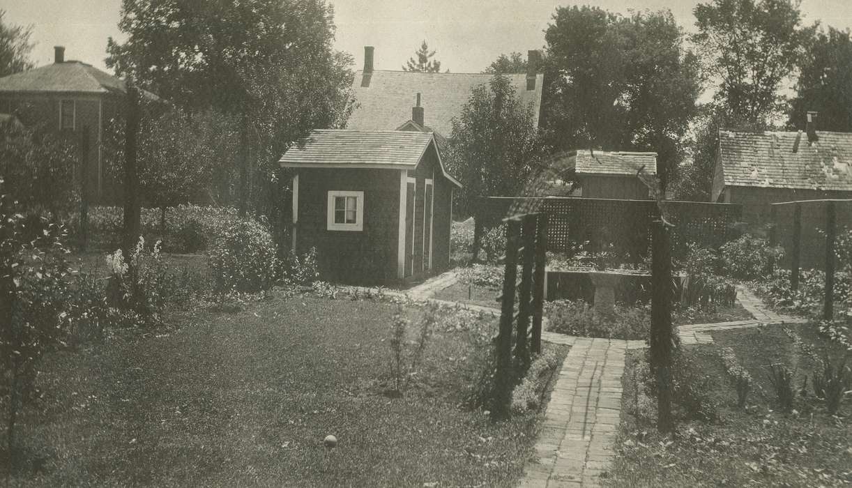 shed, Iowa History, McMurray, Doug, Iowa, Webster City, IA, history of Iowa, Homes, garden