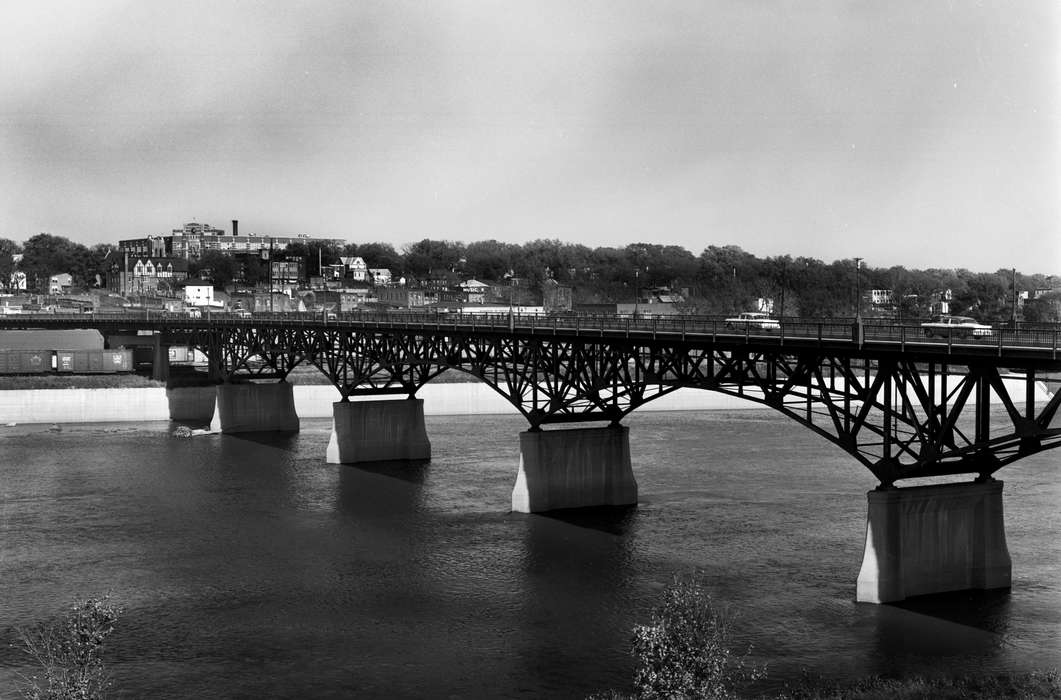 bridge, Iowa History, Lakes, Rivers, and Streams, Iowa, Lemberger, LeAnn, Ottumwa, IA, river, history of Iowa