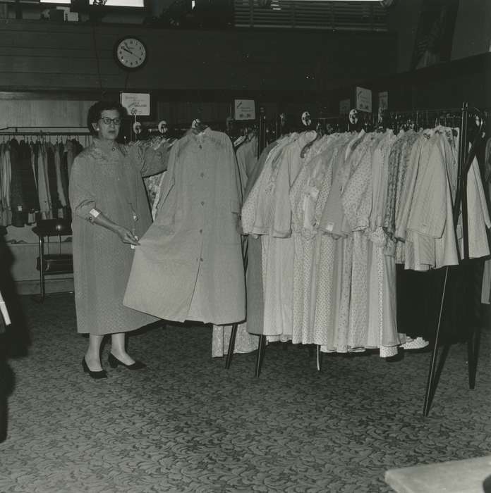 Iowa History, Waverly Public Library, Iowa, history of Iowa, Businesses and Factories, coats, clothing store, Waverly, IA