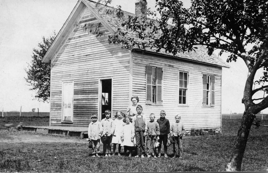 Portraits - Group, IA, Iowa, Fouche, Shirley, Schools and Education, Children, teacher, school, history of Iowa, Iowa History