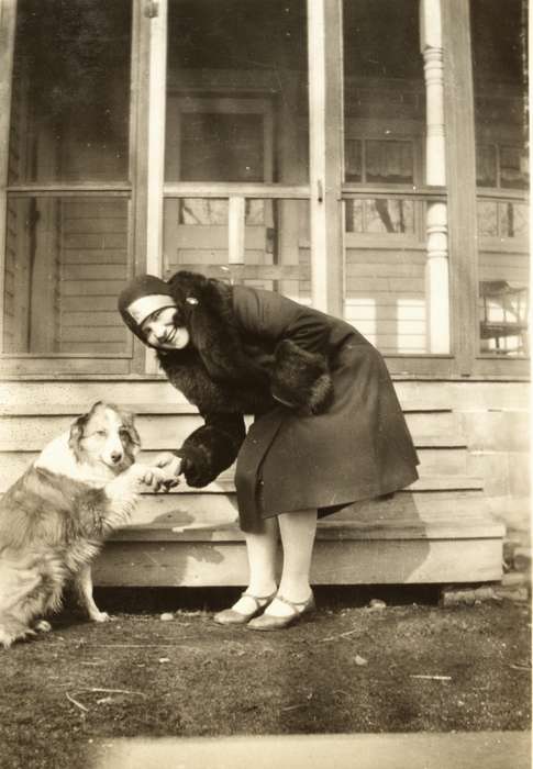 Portraits - Group, Gary, Stacy A., history of Iowa, Iowa History, Animals, Hawkeye, IA, Iowa, collie, dog