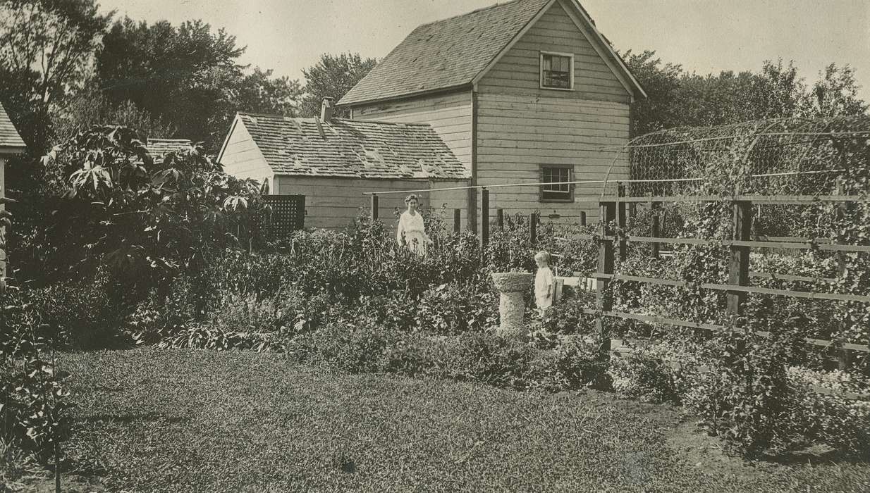 history of Iowa, Homes, Iowa History, garden, McMurray, Doug, Iowa, Webster City, IA