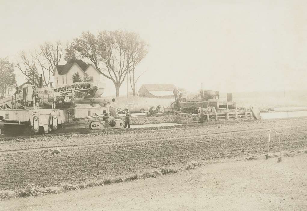Waverly Public Library, history of Iowa, Iowa History, road paver, Waverly, IA, Iowa, correct date needed, construction, road paving, Labor and Occupations