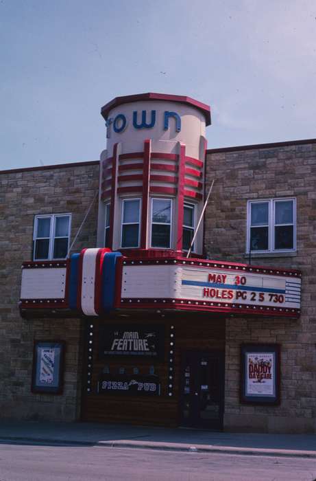 Cities and Towns, storefront, Library of Congress, Iowa History, marquee, movie theater, Iowa, history of Iowa, Businesses and Factories, brick building, mainstreet, Main Streets & Town Squares
