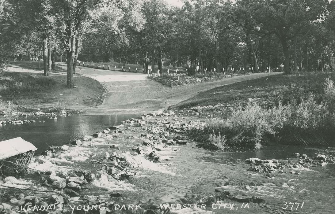 park, Iowa History, Lakes, Rivers, and Streams, Iowa, history of Iowa, Palczewski, Catherine, Webster City, IA, river, Landscapes