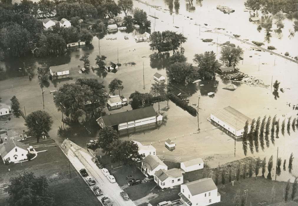 Iowa, Webster City, IA, neighborhood, McMurray, Doug, car, Lakes, Rivers, and Streams, Aerial Shots, house, Cities and Towns, history of Iowa, Motorized Vehicles, Floods, Iowa History