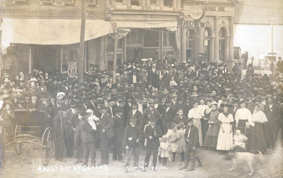 Iowa, crowd, Lemberger, LeAnn, Cities and Towns, Businesses and Factories, history of Iowa, Moulton, IA, Main Streets & Town Squares, Iowa History