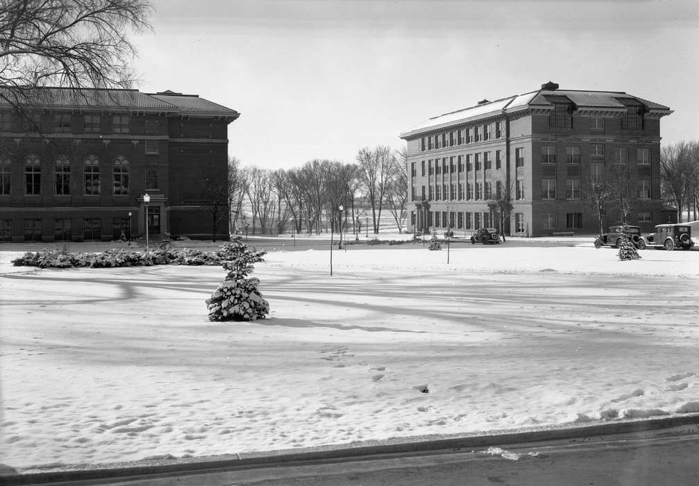 Cedar Falls, IA, history of Iowa, Iowa History, uni, iowa state teachers college, wright hall, UNI Special Collections & University Archives, Iowa, Schools and Education, snow, university of northern iowa