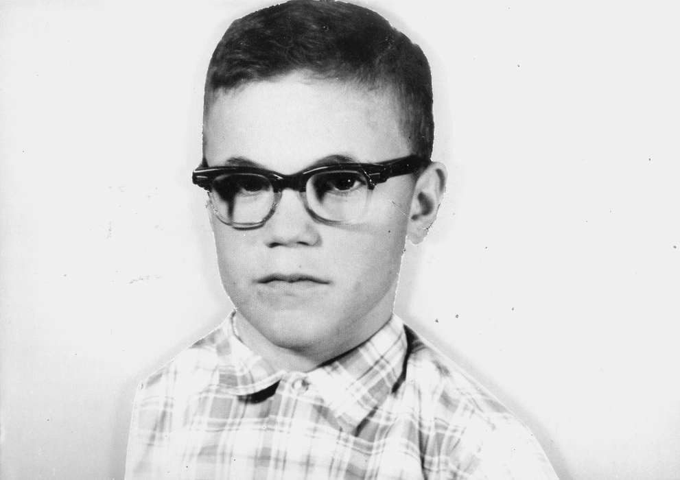 Dubuque, IA, history of Iowa, Iowa History, Gilbertson, Becky, glasses, Iowa, Children, Portraits - Individual