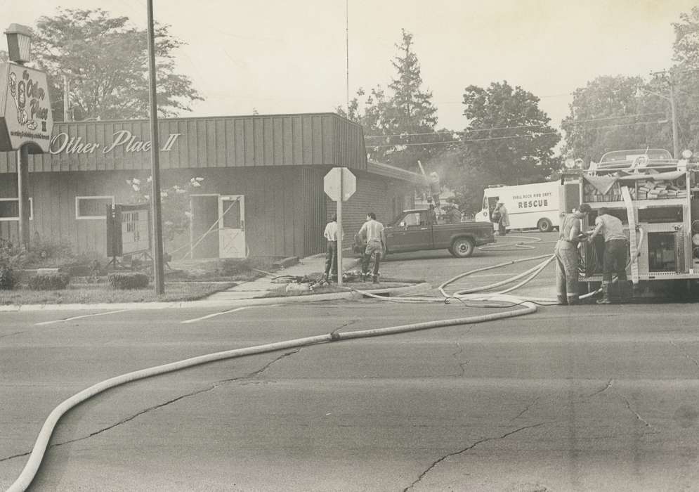 Main Streets & Town Squares, destruction, history of Iowa, Iowa History, Motorized Vehicles, Businesses and Factories, fire, Waverly, IA, fire truck, Iowa, firemen, Cities and Towns, pizza, Waverly Public Library, hose, Labor and Occupations
