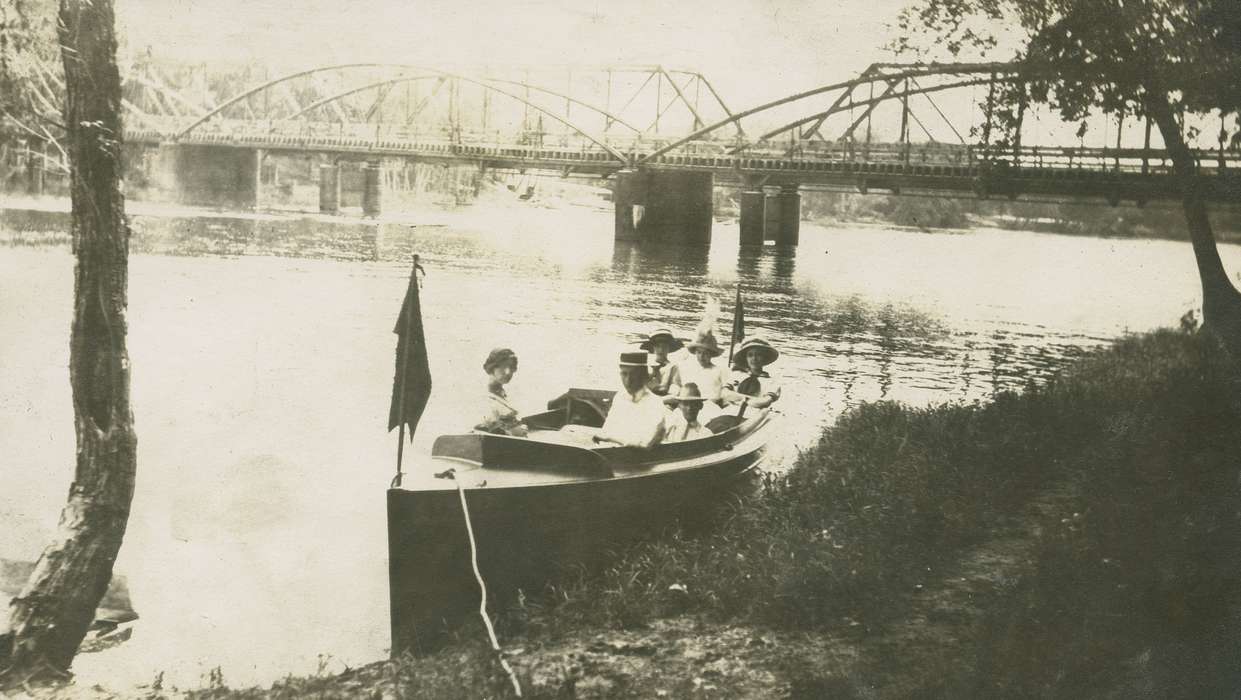 IA, Iowa, Leisure, boat, LeQuatte, Sue, Lakes, Rivers, and Streams, bridge, history of Iowa, Iowa History